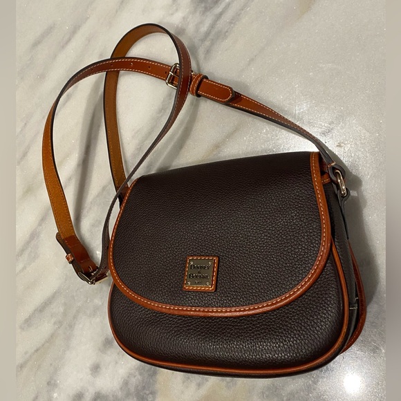Dooney & Bourke pebble Grain Saddle Bag - Picture 1 of 8